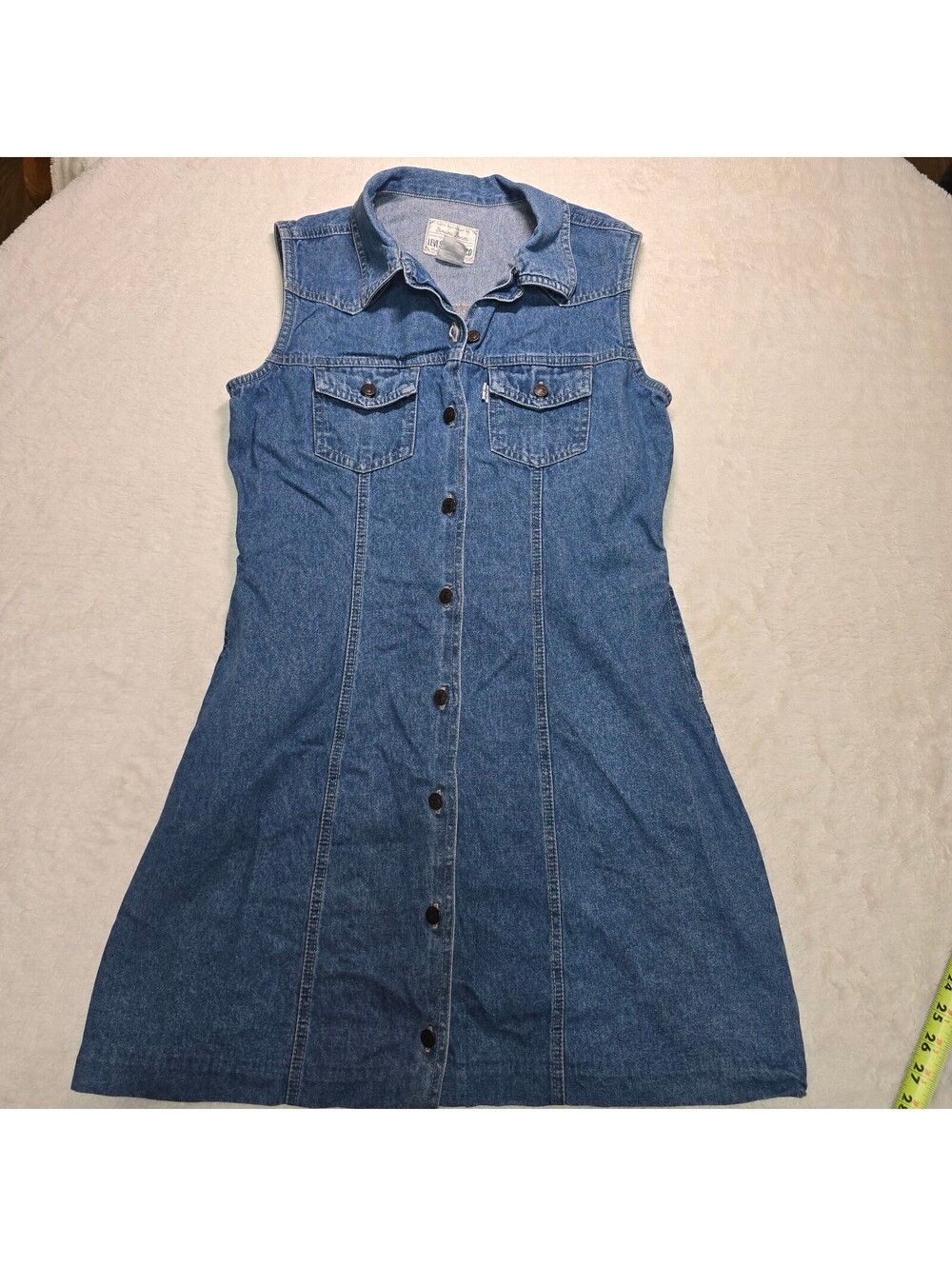 VINTAGE Y2K LEVI’S DEMIN MINI DRESS – THE ULTIMATE OBSESSION